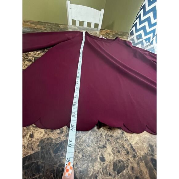 Betsy’s Boutique Shop 3/4 Length Sleeve Top - Picture 7 of 8